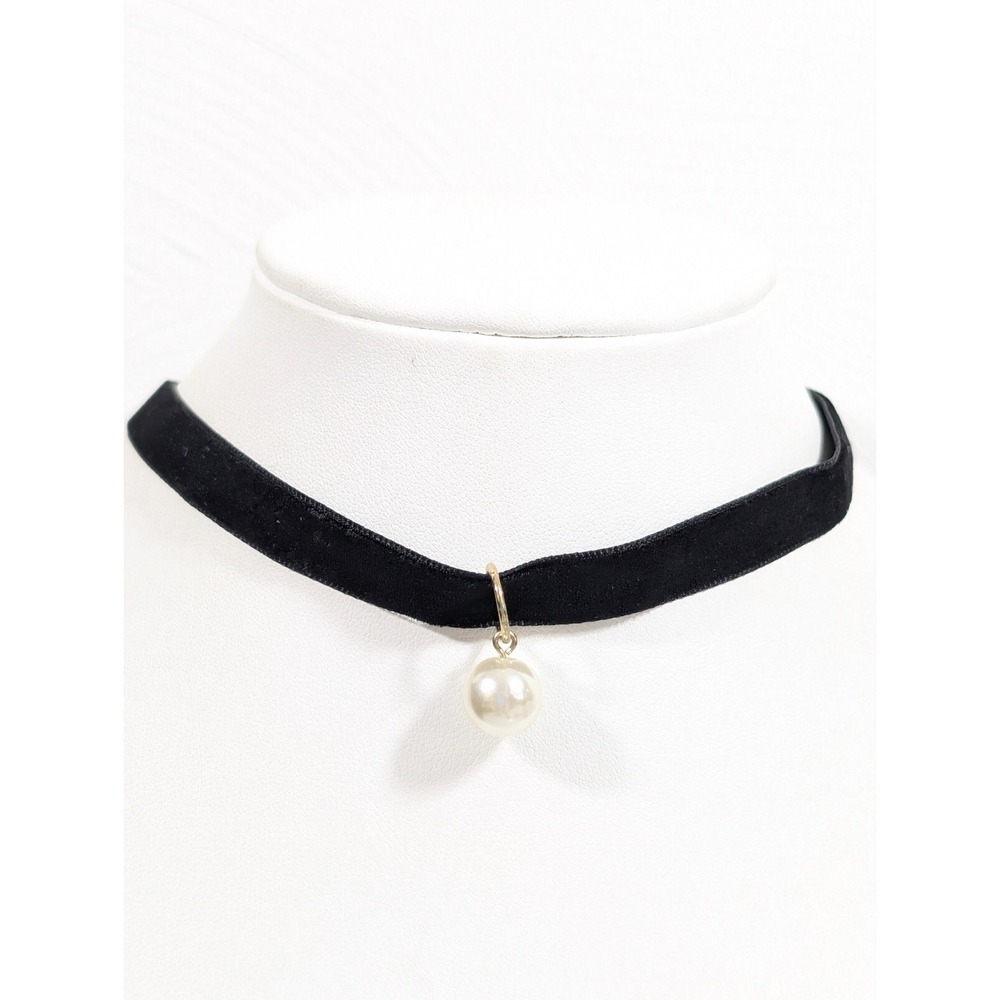 Black Velvet Faux Pearl Choker Necklace Gothic Victorian Romantic 16 in